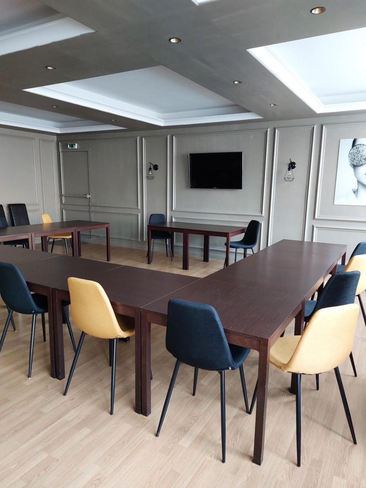 Cit'Hotel L'Europe - Cholet Gare المظهر الخارجي الصورة